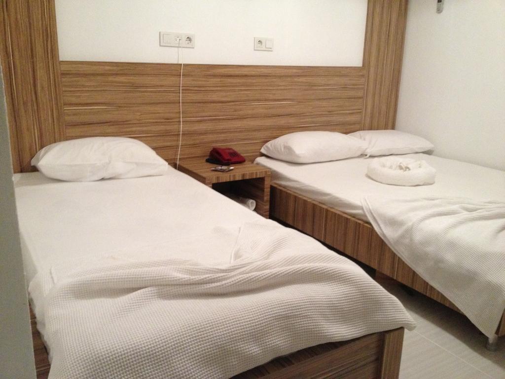 Araucaria Pension Antalya Pokój zdjęcie